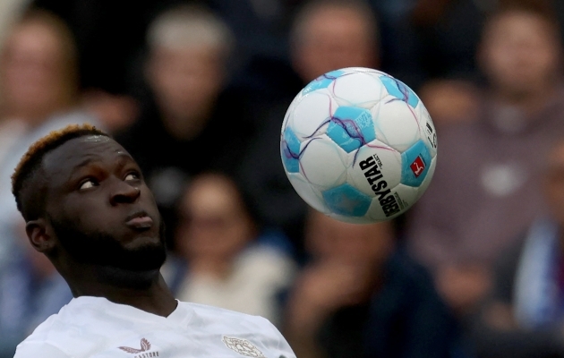 Victor Bnoiface tuletas Leverkusenile meelde, kuidas võitmine käib. Foto: Daniel Roland / AFP / Scanpix