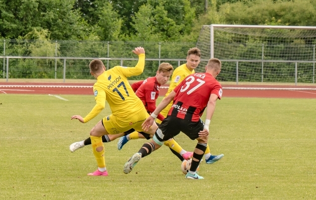 Kuressaare ja United on kolm korda viiki leppinud. Foto: Allan Mehik