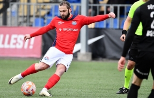 Pärnus jagati 90+11. minutil kaks punast, liidrid naasid võidureele