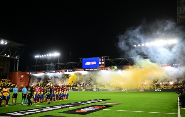 Eesti kohtunikud teenindasid võimsa atmosfääriga euromängu. Foto: Scanpix / Björn Larsson Rosvall / TT