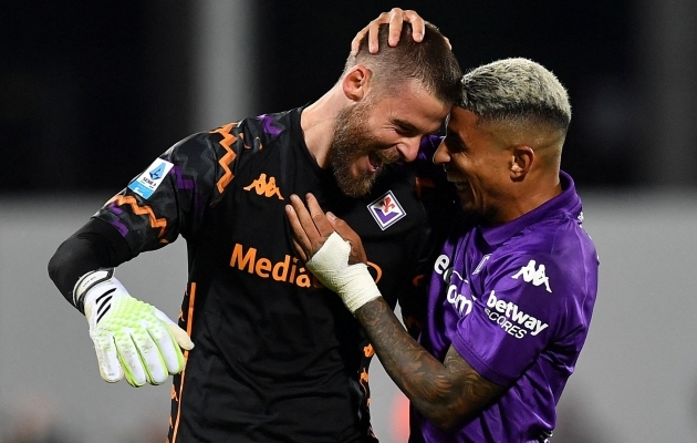 David de Gea kerkis Fiorentina kangelaseks. Foto: Scanpix / Jennifer Lorenzini / Reuters