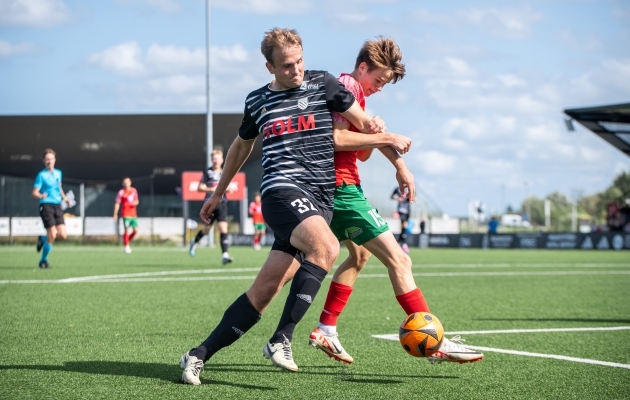 Welco ja Elva vaheline Lõuna-Eesti derbi on Esiliigale vürtsi juurde andnud. Foto: Liisi Troska / jalgpall.ee