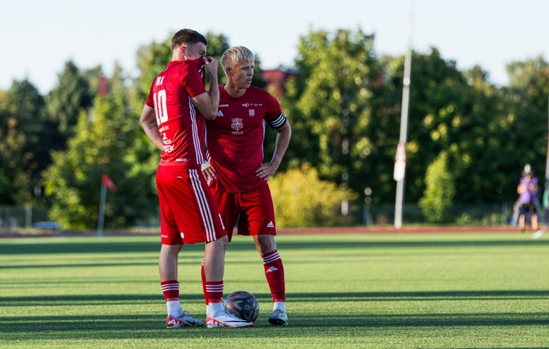 VAATA JÄRELE: Harju sai Flora noortest jagu ja pani Viimsi surve alla