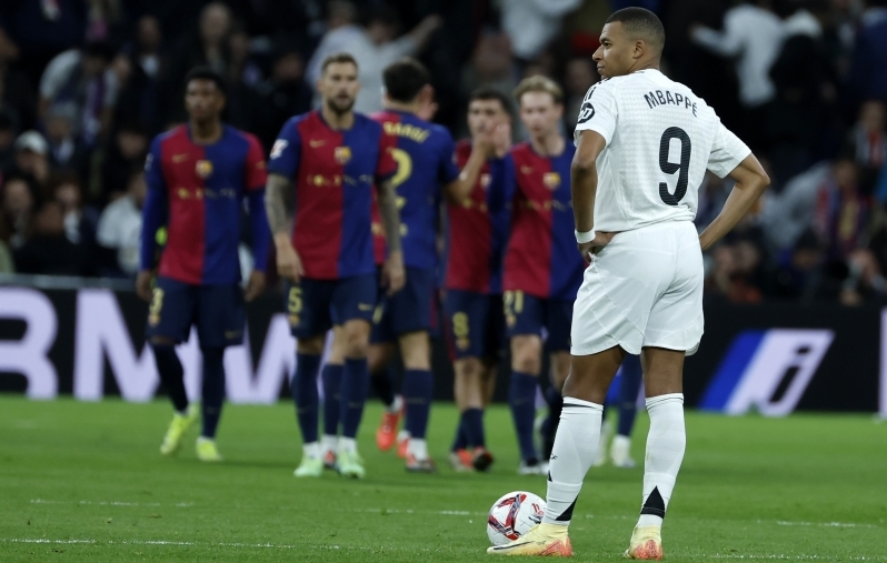 Hull värk! Barcelona tõmbas Mbappe suluseisulõksu kinni ja rebis Real Madridi halastamatult tükkideks