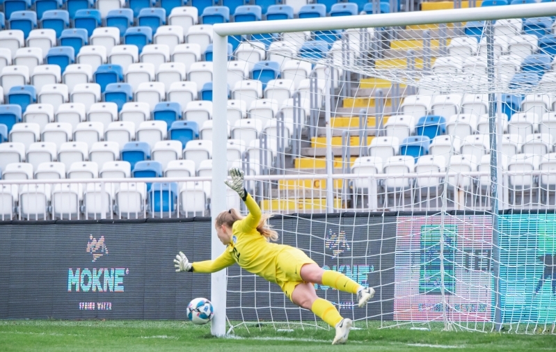 Debütant Katarina Elisabeth Käpa oli lähedal nullimängule. Foto: Liisi Troska / jalgpall.ee