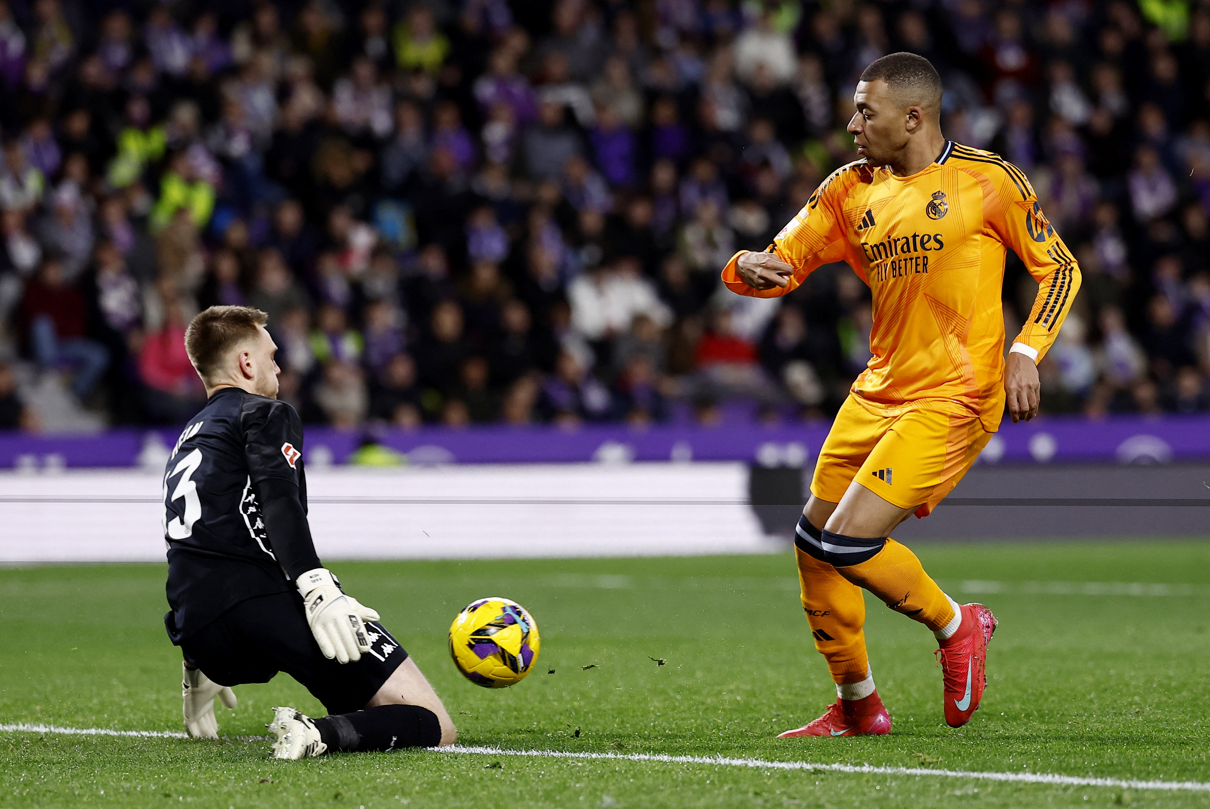 LOE JÄRELE: Valladolid alistus kindlalt Realile, Mbappe kõmmutas kübaratriki