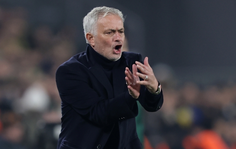 Türgi alaliit täitis Mourinho unistuse: tulist derbit vilistas imporditud kohtunik