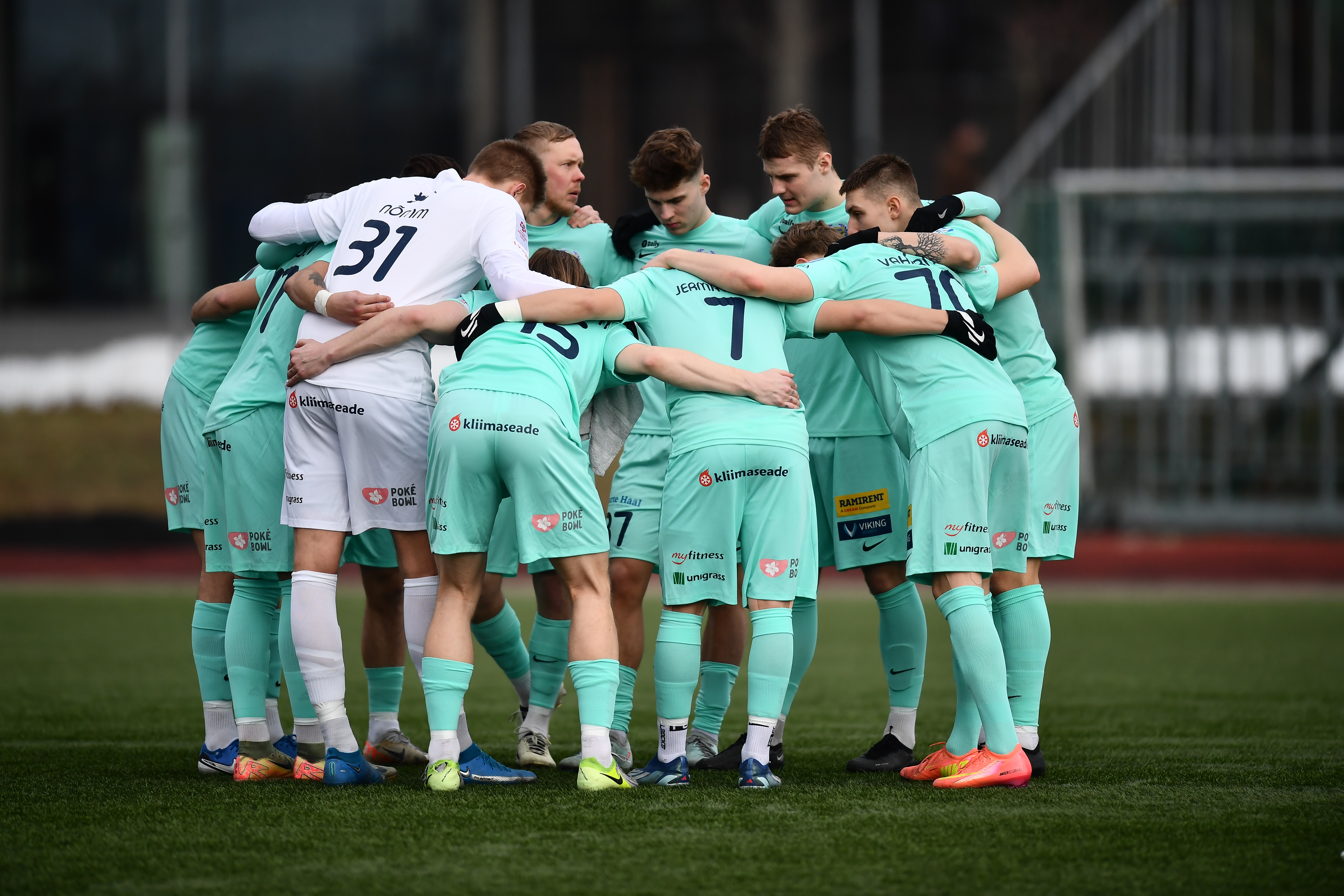 Tööinimestega hüvasti jätnud profirežiimil Kuressaare sihib kohta esikuuikus