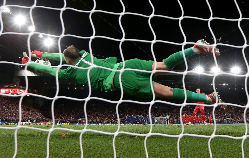 Gianluigi Donnarumma võttis Darwin Nuneze penalti ära ja PSG ei andnud seda eelist enam käest. Foto: Scanpix / EPA / ADAM VAUGHAN