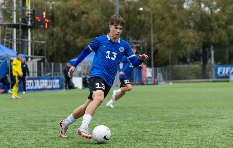 Eesti U18 koondise kaitsja Patrick Pihlak. Foto: Katariina Peetson / jalgpall.ee