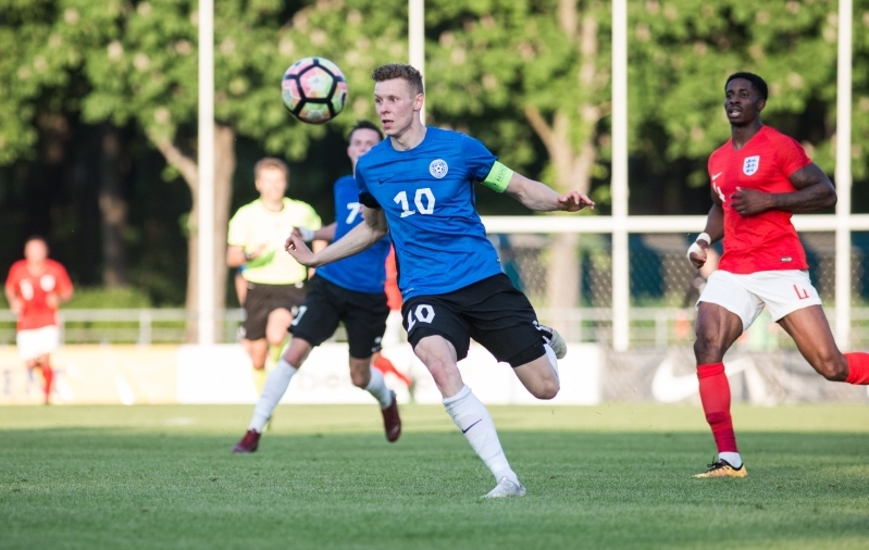 2019. aastal Eesti U23 koondise kaptenina sünnimaa Inglismaa vastu mängimas. Foto: Jana Pipar