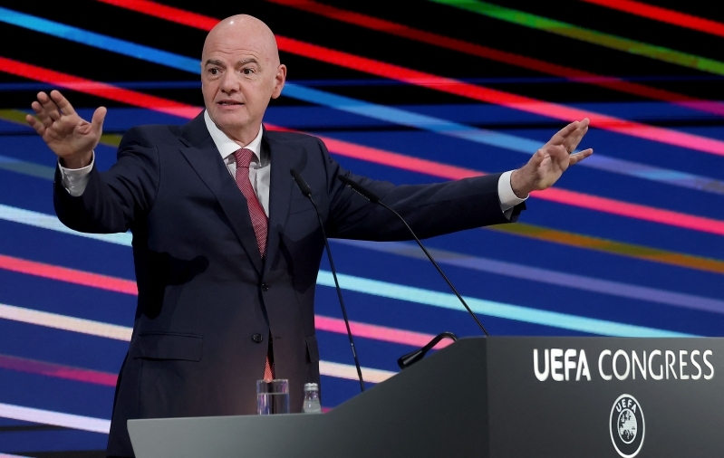 Infantino palvetab Venemaa naasmise nimel