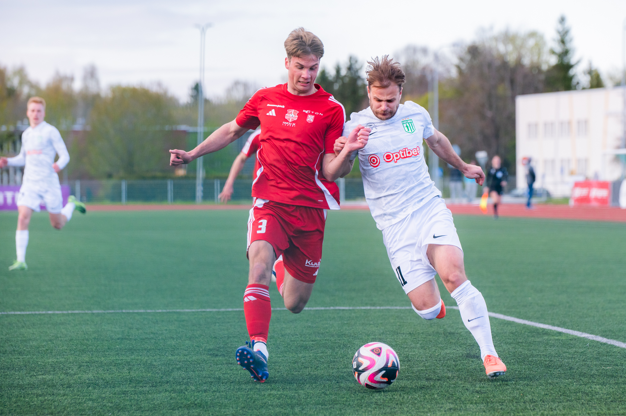 VAATA JÄRELE: Flora päästis Laagris kümne mehega kuldaväärt punktid