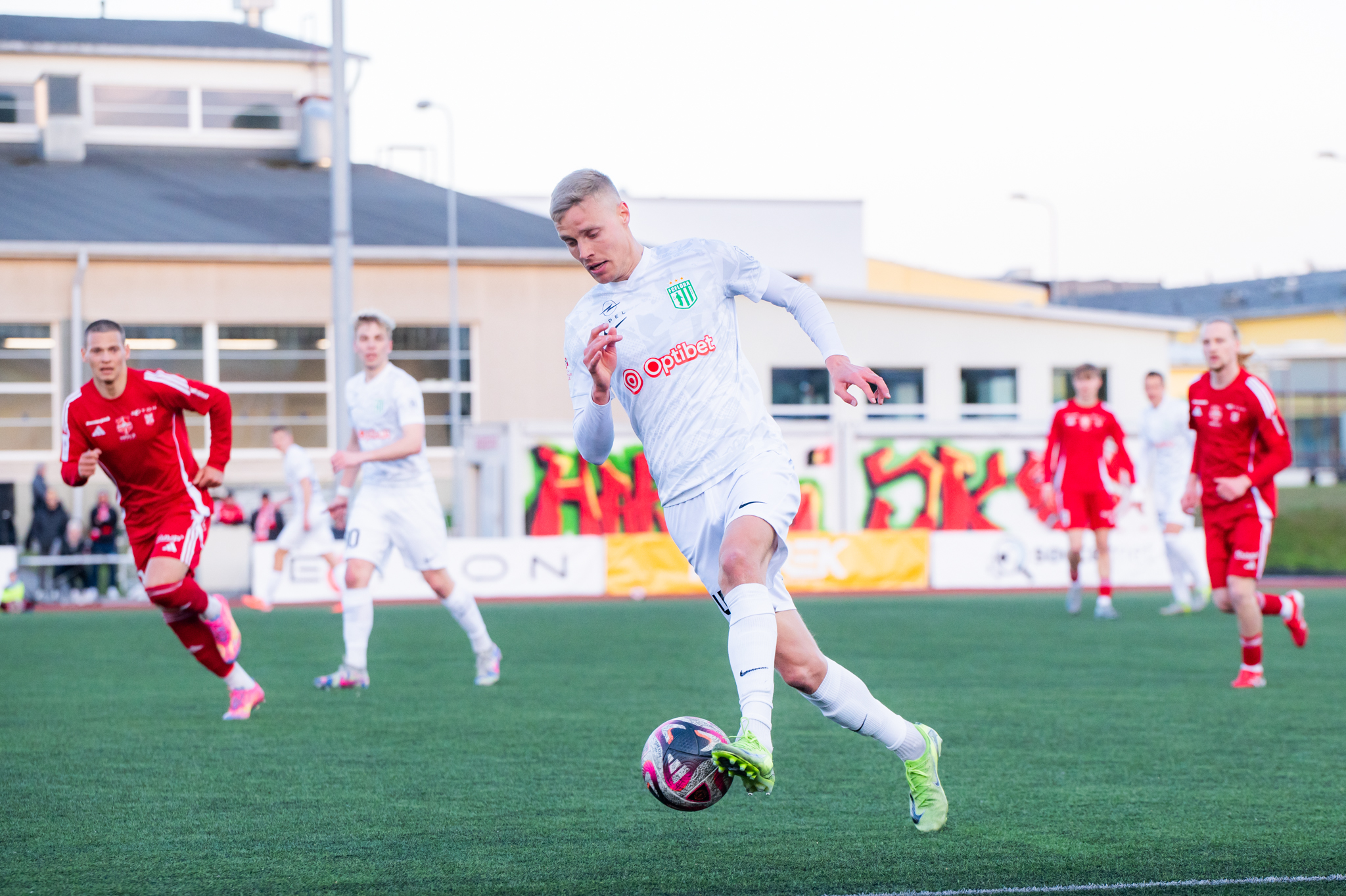 Uuesti Kuressaarde seilanud Lukka: Floras olid minu positsioonidele väga andekad noored