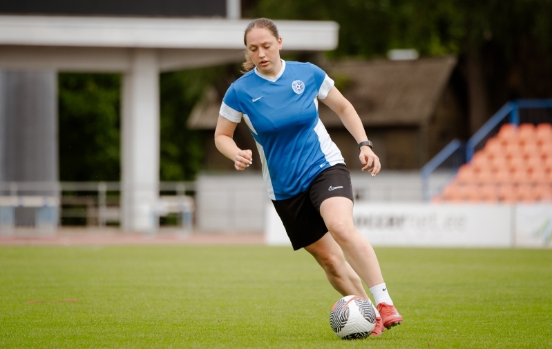 Või Anett Joandi? Foto: Liisi Troska / jalgpall.ee