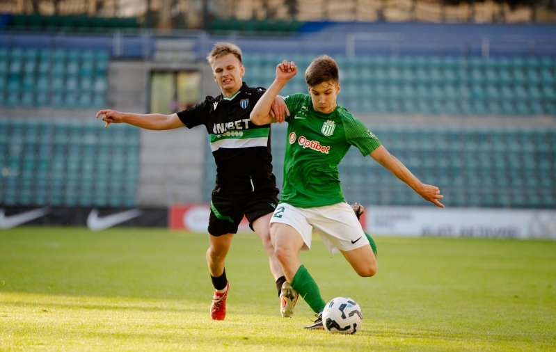 Tallinna Kalev võitles kõvasti, kuid FC Flora võttis ikkagi kolm punkti. Foto: Liisi Troska / jalgpall.ee