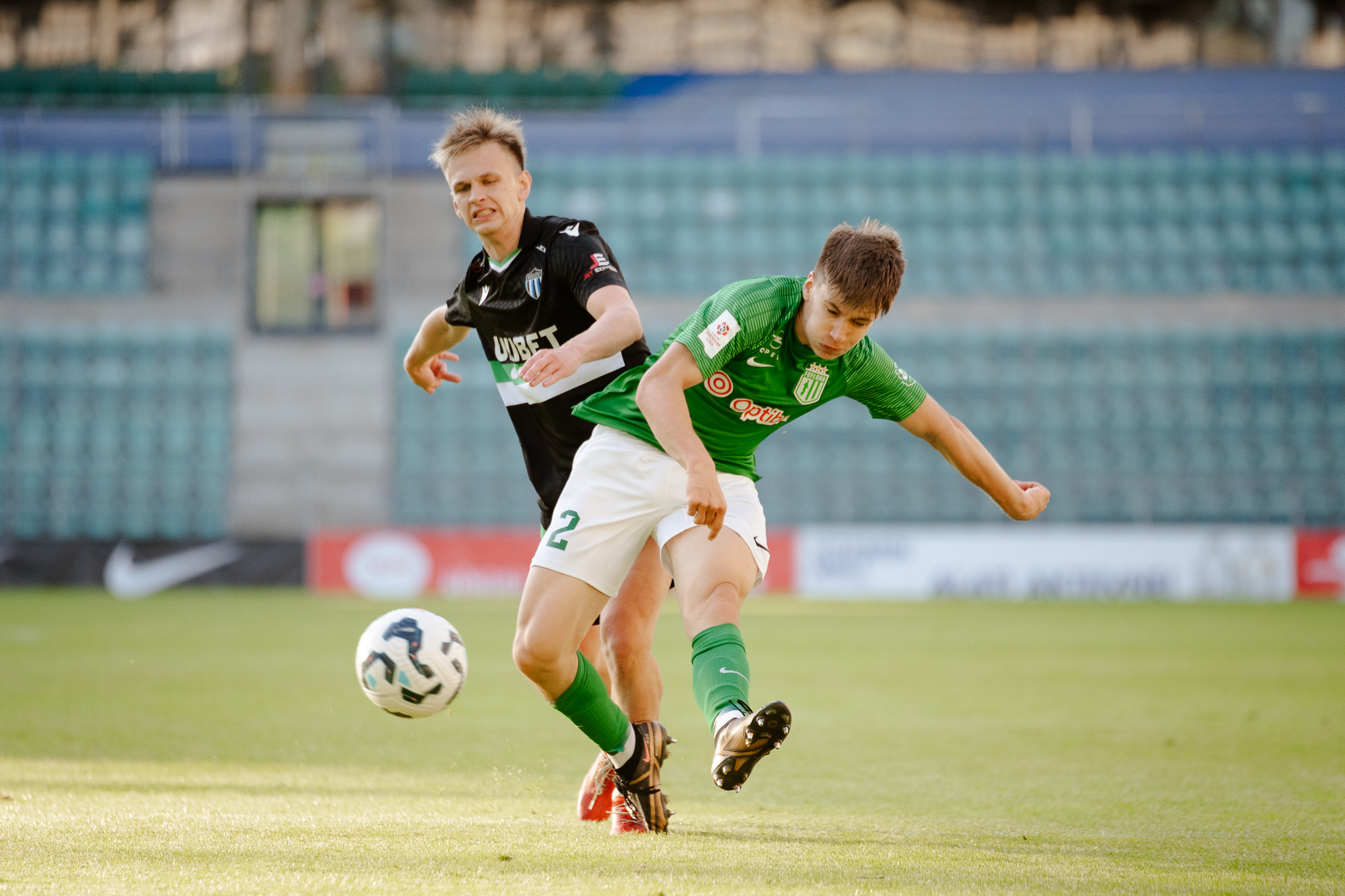 Kalmõkovist sai äärekaitsja alles Konstantin Vassiljevi käe all. Foto: Liisi Troska / jalgpall.ee