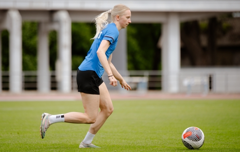 Ääreründaja Merisalu kiitis eestlaste kaitsevõimekust. Foto: Liisi Troska / jalgpall.ee