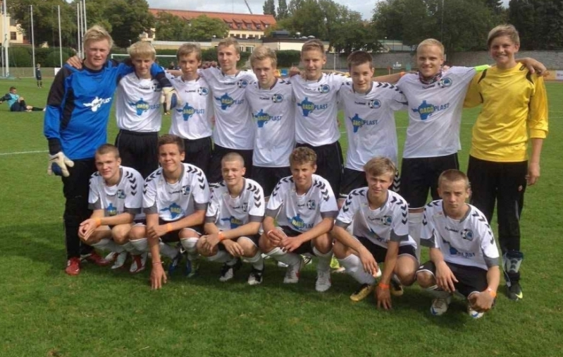 Fotol praegustest Hiiumaa meestest Robin Valting, Sander Laur ja Karl Johan Kastein. Foto: Robin Valting / erakogu