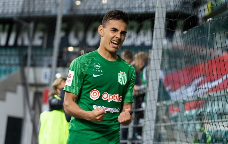 Flora avas skoori juba avaminutil ja korraldas rahvusstaadionil väravatesaju