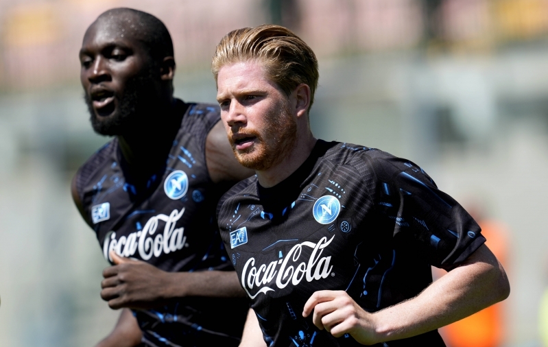 Treenerite karussell Itaalias: Napoli kuuest õest viis ründavad trooni uue tüürimehega