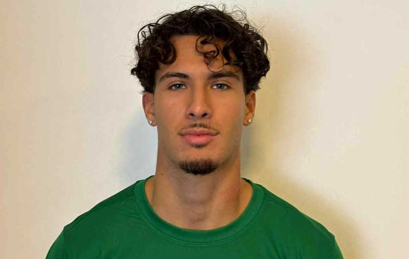 Ühe leegionäri teenetest loobunud Elva meelitas Argentina juurtega ameeriklase