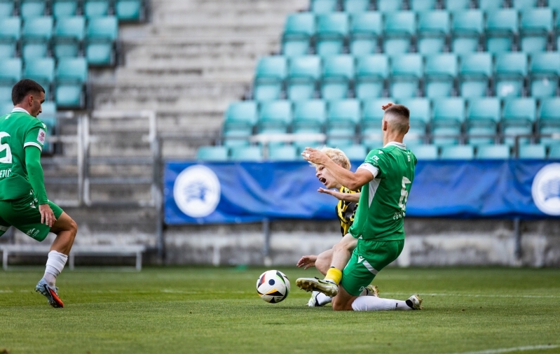 Peetson tegi Pajo vastu penaltivea. Foto: Jana Pipar