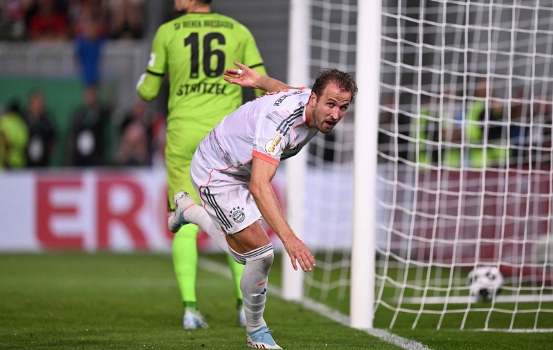 Bayern pääses karikasarjas ehmatusega: Kane jättis penalti realiseerimata, aga heastas oma eksimuse 90+4. minutil