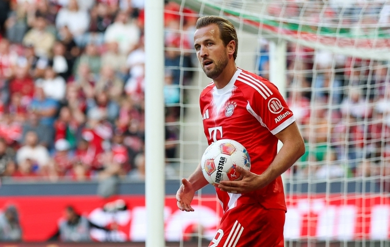 Augsburg tegi lõpu põnevaks, aga Kane tähistas oma sajandat Bayerni mängu võiduga