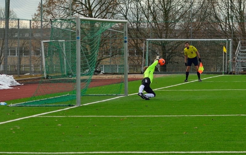 Pärast renoveerimist taasavati Annelinna kunstmuruväljak