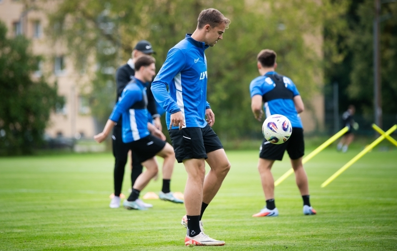 Kuusk usub, et ka isiklikud õnnestumised klubis tulevad koondisesse kaasa. Foto: Liisi Troska / jalgpall.ee