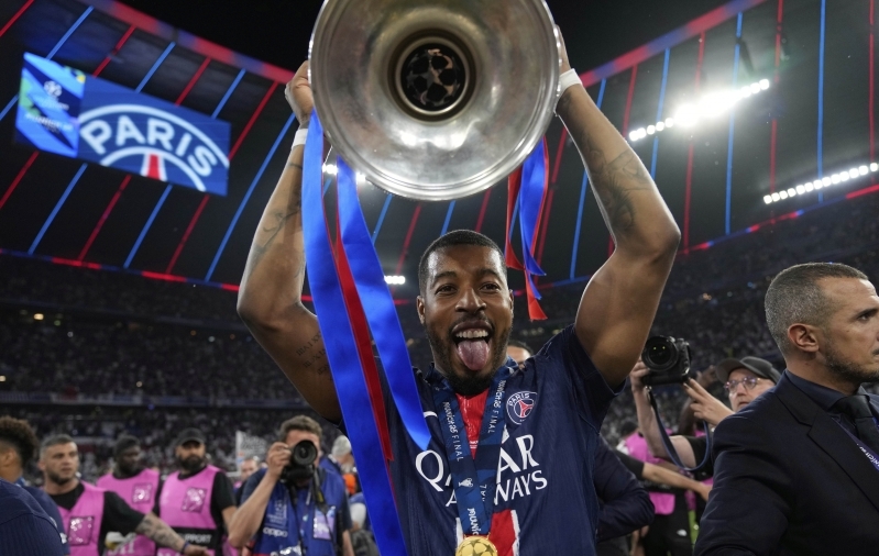 PSG tugitala siirdus pärast kahte aastakümmet klubis Katarisse 