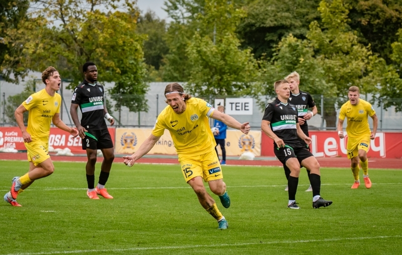 Kuressaare päästja Pajunurm väravatest: penalti nagu ikka, vahelduseks üks karistuslöök ka