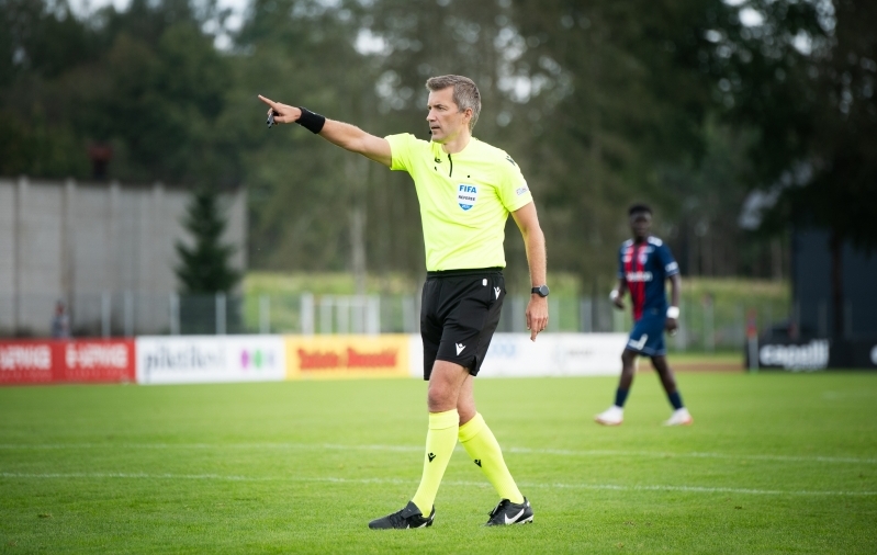 Kristo Tohver, Silver Kõiv, Sander Saga ja Kevin Kaivoja teenindavad Go Ahead Eaglesi eurodebüüti. Foto: Liisi Troska / jalgpall.ee