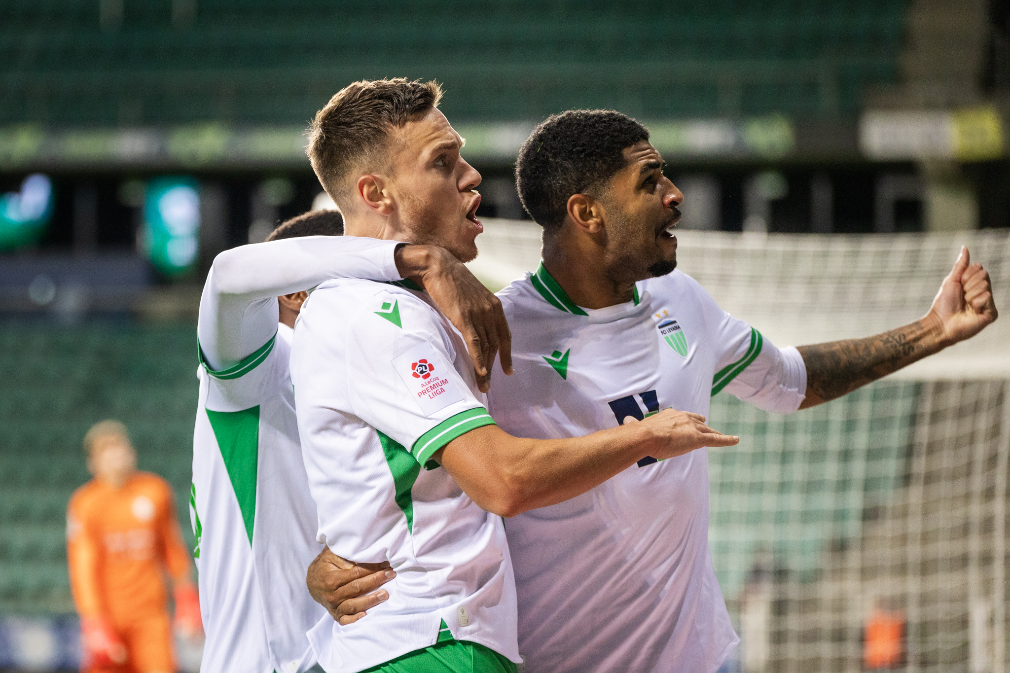 Pikk ette (ja ise järele) | Oluline täiendus: Levadiaga ei ole sugugi kööga!