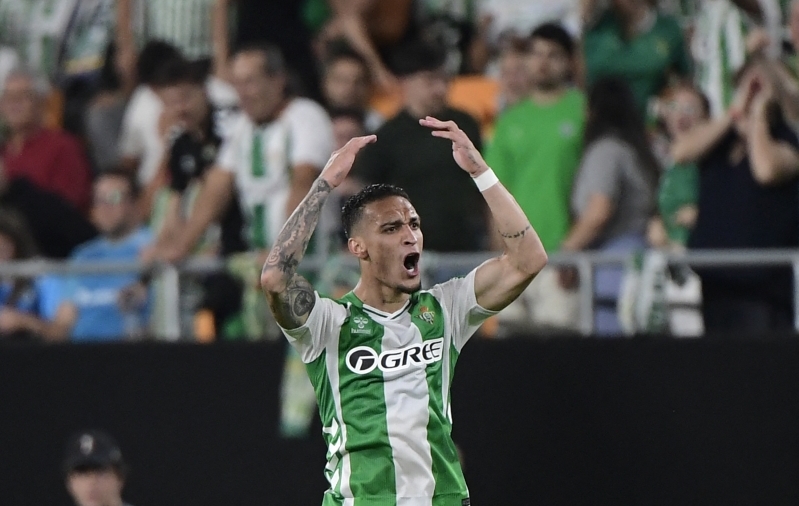 Kammitsaist pääsenud Antony meenutas Manchester Unitedi aegu: hommikul ei öelnud keegi isegi tere