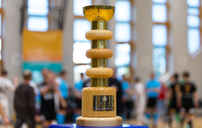 Kaks saaliliiga tiimi ühendasid jõud, üks loobus kohast