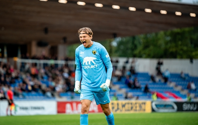Ott N&otilde;mm hoidis kolmes m&auml;ngus oma v&auml;rava puhtana. Foto: Svetlana Valijeva