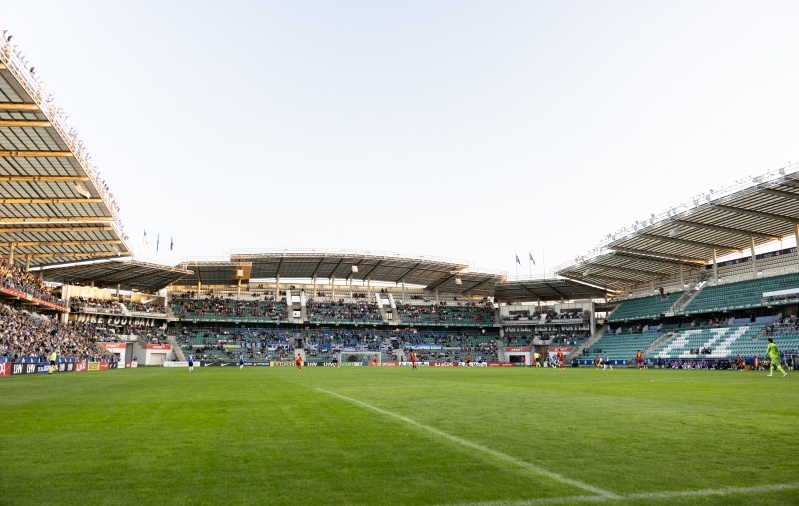 A. Le Coq Arena täidab mahutavuselt küll reeglina Eesti jalgpalli vajadused, kuid ka seal jääb aeg-ajalt kohtadest puudu - täismaja oodatakse näiteks juba paari nädala pärast toimuvale mängule Itaaliaga. Foto: Brit Maria Tael