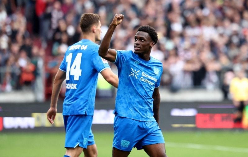 Metsa tagasi saanud St. Pauli vandus Pokule alla, Dortmund jooksis pallid võrku ja punase välja