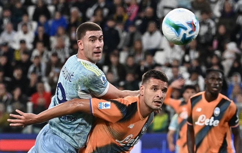 Võidu endale auku kaevanud Juventus ja Atalanta lubasid Interil seltsi trügida  (Fabregas võttis punase) 