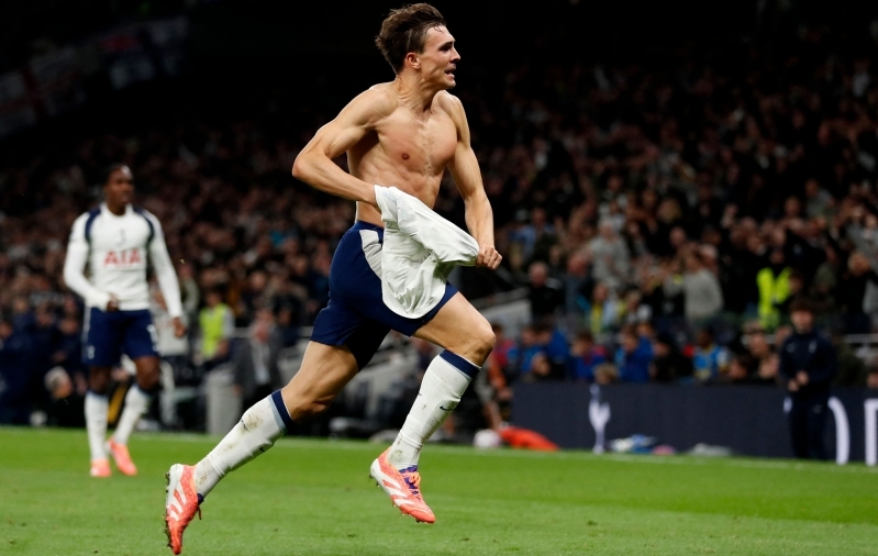 Joao Palhinhata oleks Tottenham tabeli viimasele alla j&auml;&auml;nud. Foto: Scanpix / Ian Kington / AFP