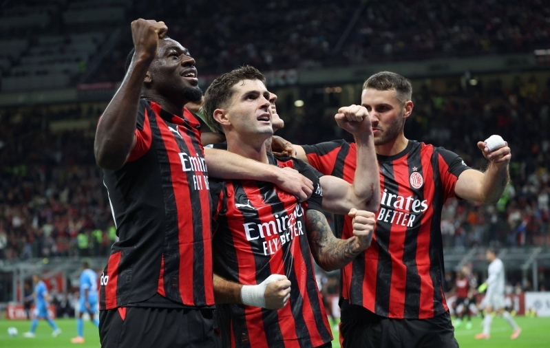 Õlekõrre ulatamise järel kangelaslikult kaitsnud Milan lükkas meistri troonilt