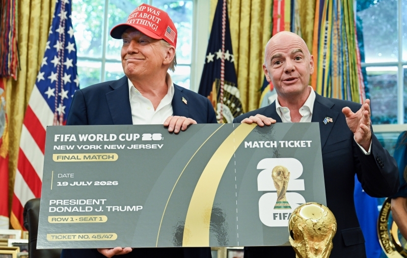 Kuldne pilet soosikutele: suurt finaali sihtiv FIFA murdis loosimisel aastakümneid kehtinud tava