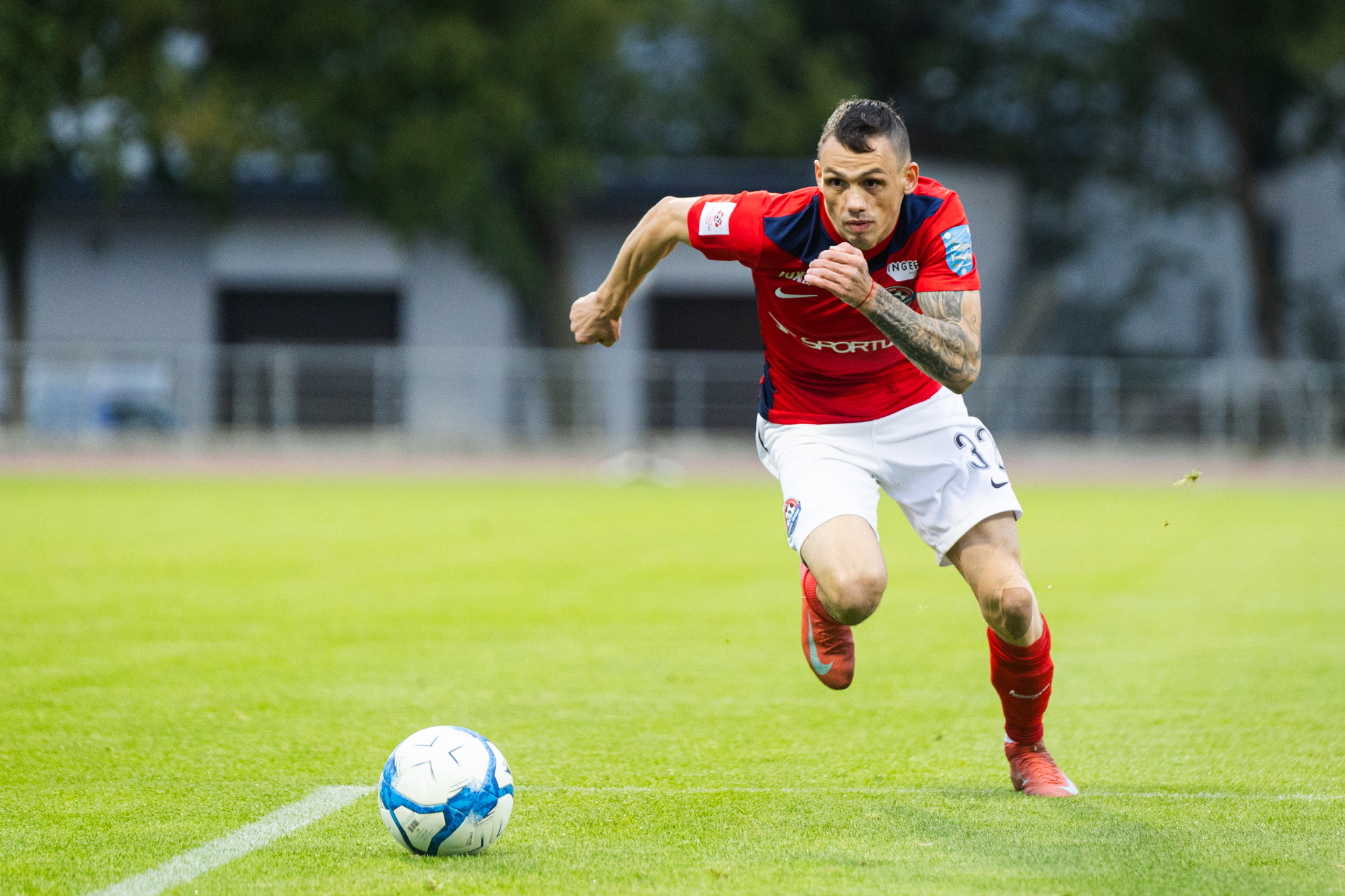 Trans jättis hüvasti Ukraina kaitsja ja Portugali keskväljamehega