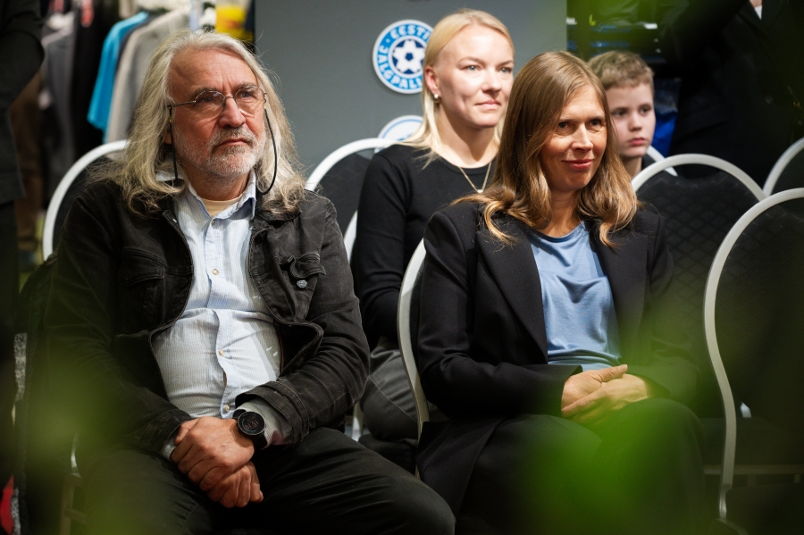 Aivar Pohlak ja Kersti Kaljulaid eelmisel aastal jalgpallimuuseumi avamisel. Foto: Liisi Troska / jalgpall.ee