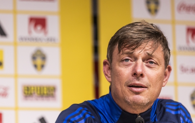 Rootsi jalgpalliliit otsustas esimese välismaalasest koondise peatreeneri vallandada