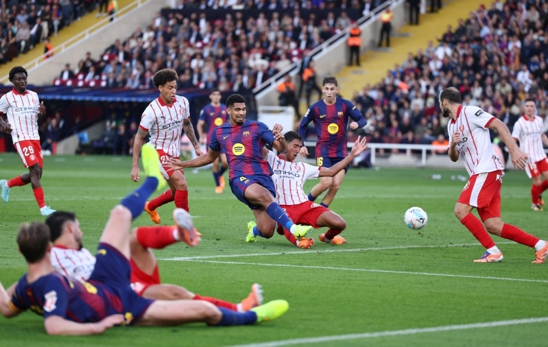 Keldripõhjast vormi leidnud Girona hoidis Barcelonat viimase hetkeni ärevil, siis saabus pingilt vale-Lewandowski