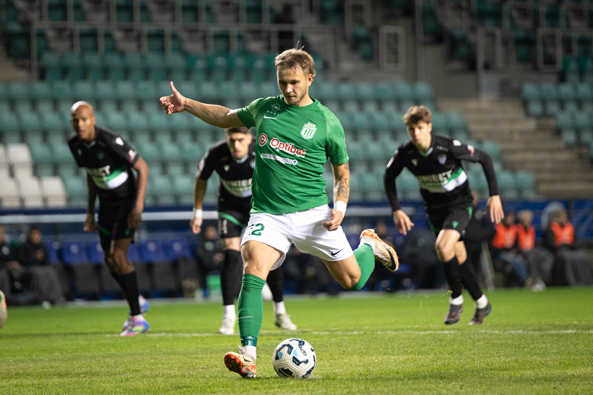 Floraga kuuekordseks meistriks tulnud Lepik siirdus laenule Vaprusesse