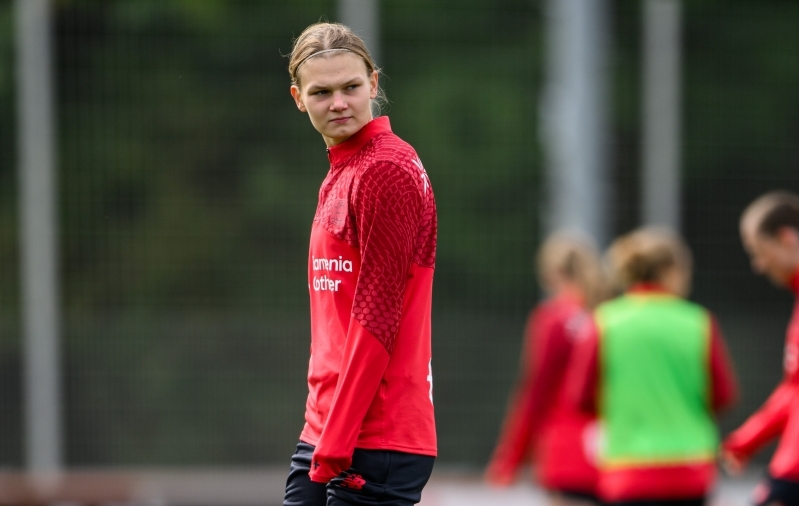 Wirtzi ja ten Hagi seltsis põlve ravinud Lillemets meenutab südantmurdvat kevadet: debüüt Bundesligas oli nädalate küsimus